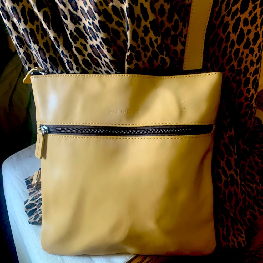 Light Leather Jack George’s crossbody